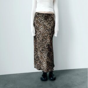 Zara Leopard Midi Skip Skirt